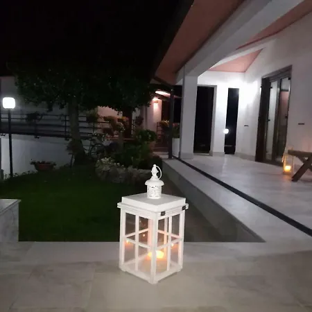 Chiara Villa
